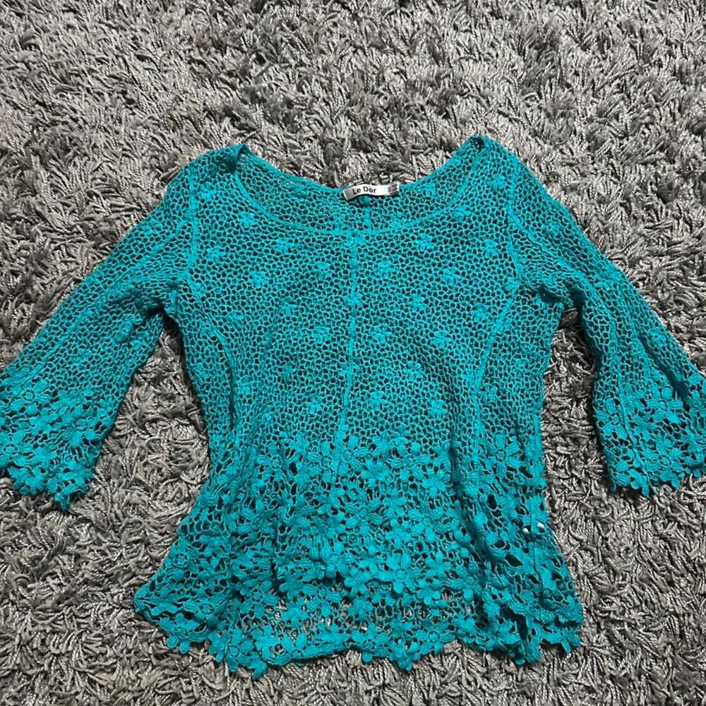 2000s Crochet Sheer Boho Fairy Trumpet Sleeve Top Size S
